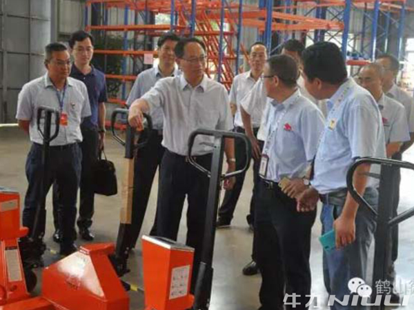 江門市委書記林應(yīng)武到牛力機(jī)械調(diào)研 江門市委書記林應(yīng)武到牛力機(jī)械調(diào)研